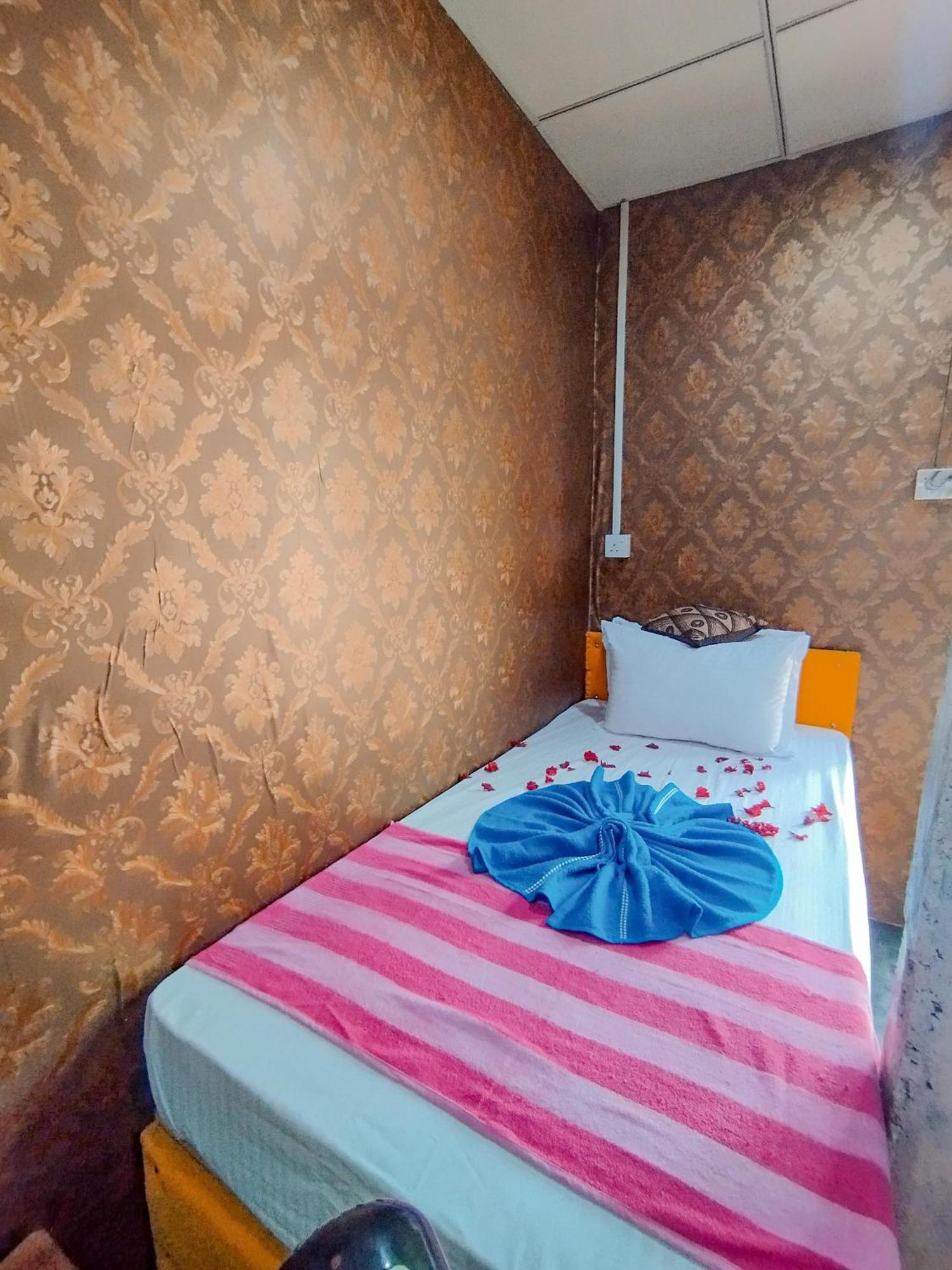 The Banda' Eco Villa Сигирия Экстерьер фото