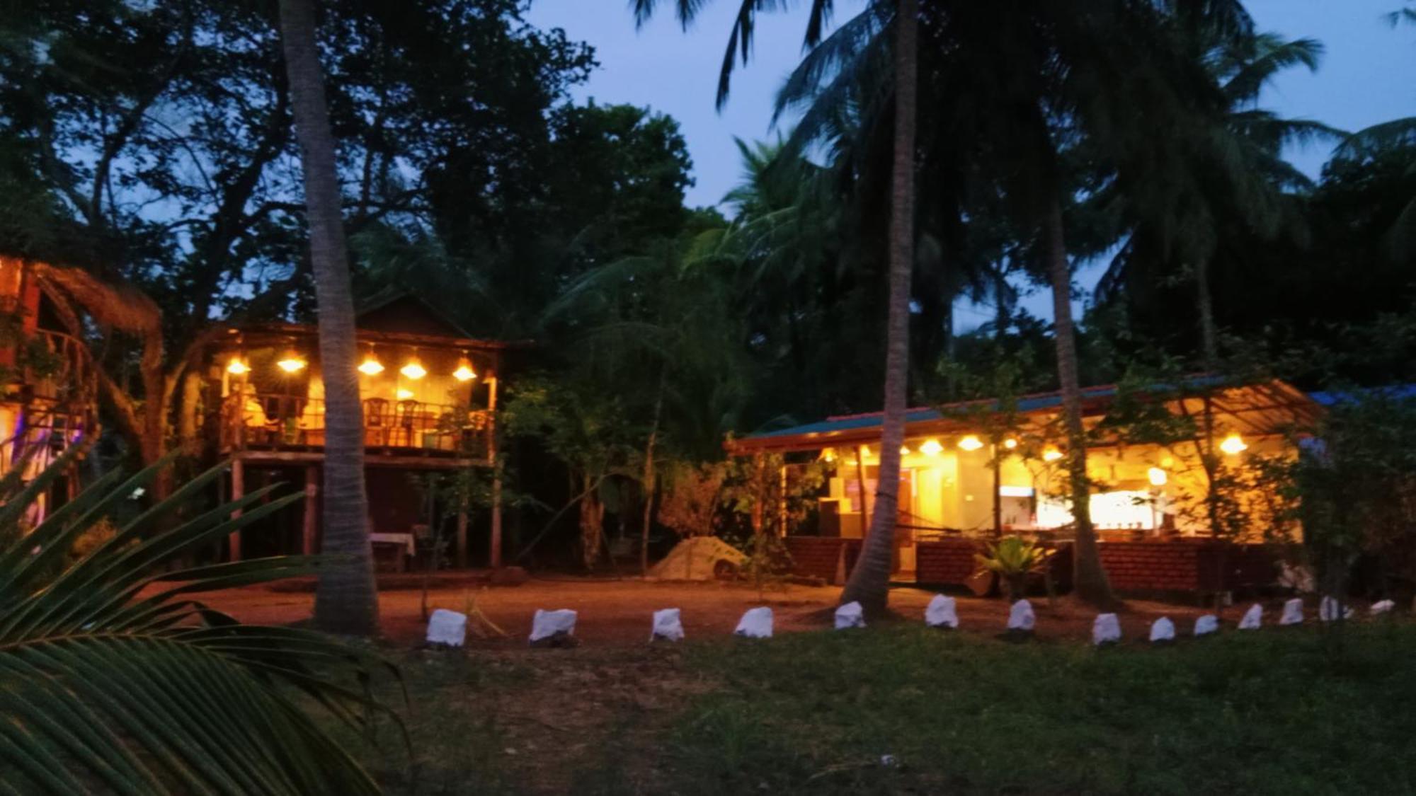 The Banda' Eco Villa Сигирия Экстерьер фото